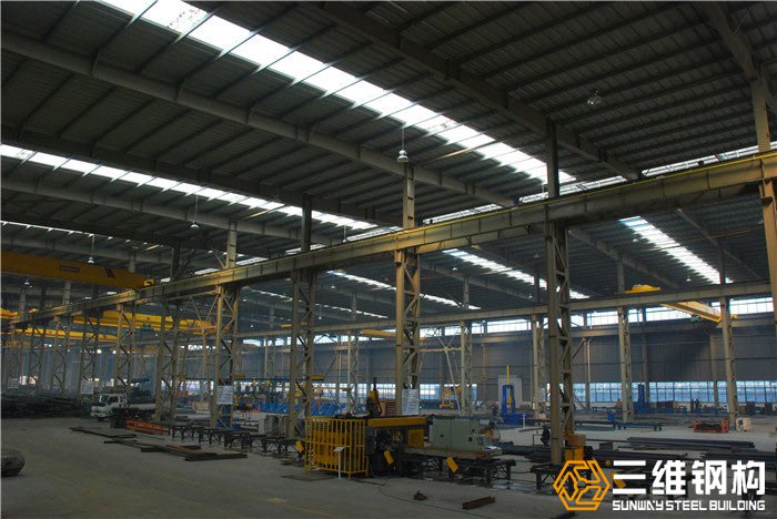 加强钢结构厂房施工